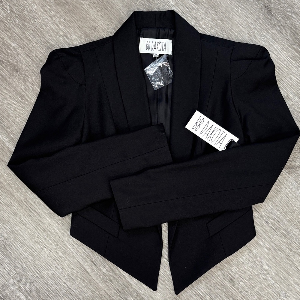 New w tags BB Dakota Women's Elegant Black Tuxedo Jacket size 0